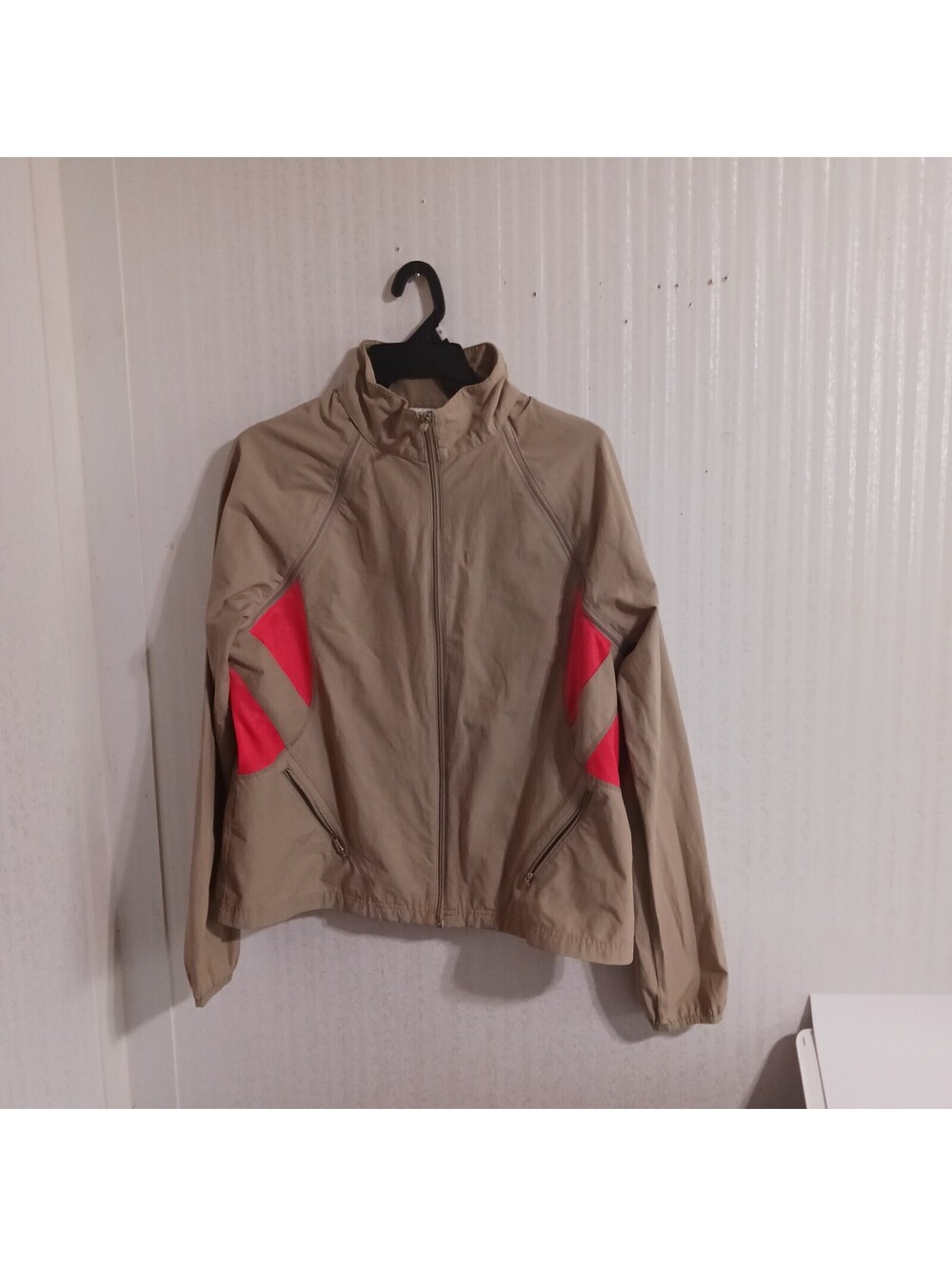 Women's Athletic Track Jacket  Size  XL/XG ( 16/ 18 )